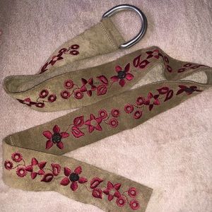 Vintage suede embroidered belt